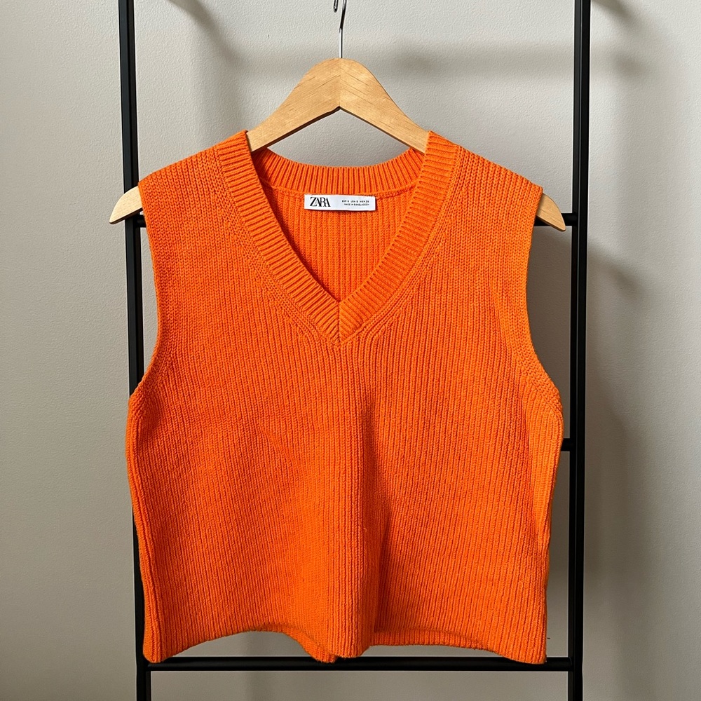 Zara Ribbed Knit Vest